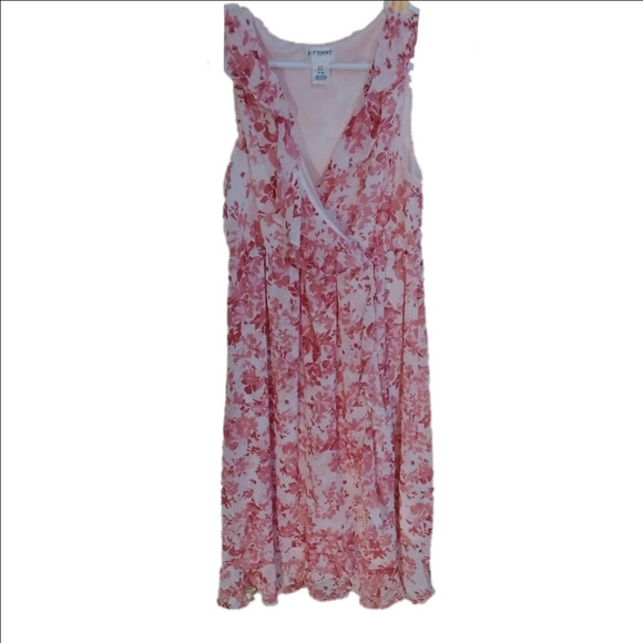 Motherhood White and Pink Sleeveless V Neck Sundress - Picture 3 of 4